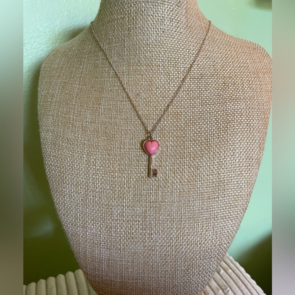 Heart Key Pendant Necklace with SISTERS charm